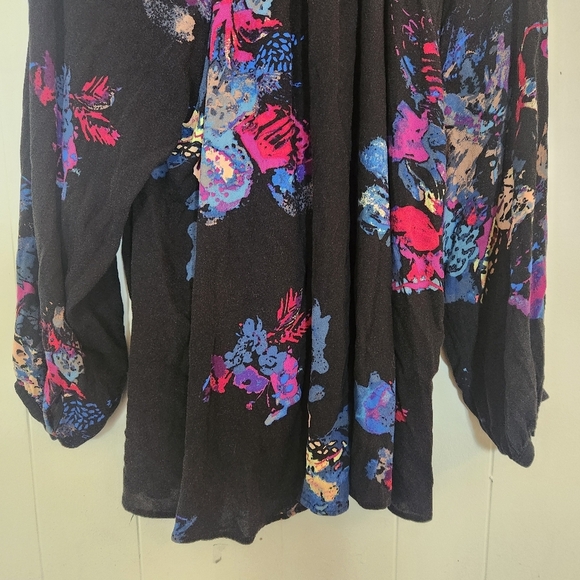 Free People Meadow Lark Floral Black Oversized Long Sleeve Size Medium - Picture 8 of 15